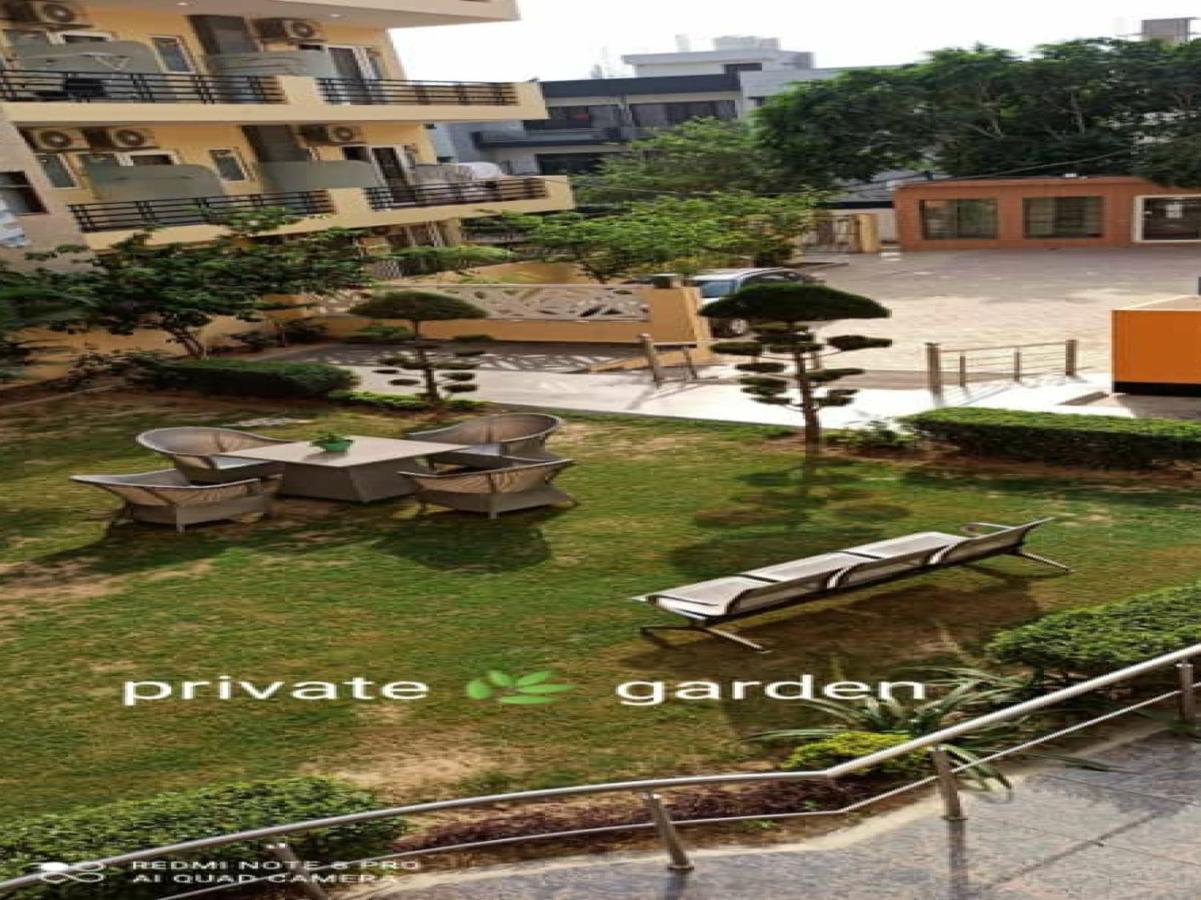 Oyo 74401 Aster Garden Suites Gurgaon Exterior photo
