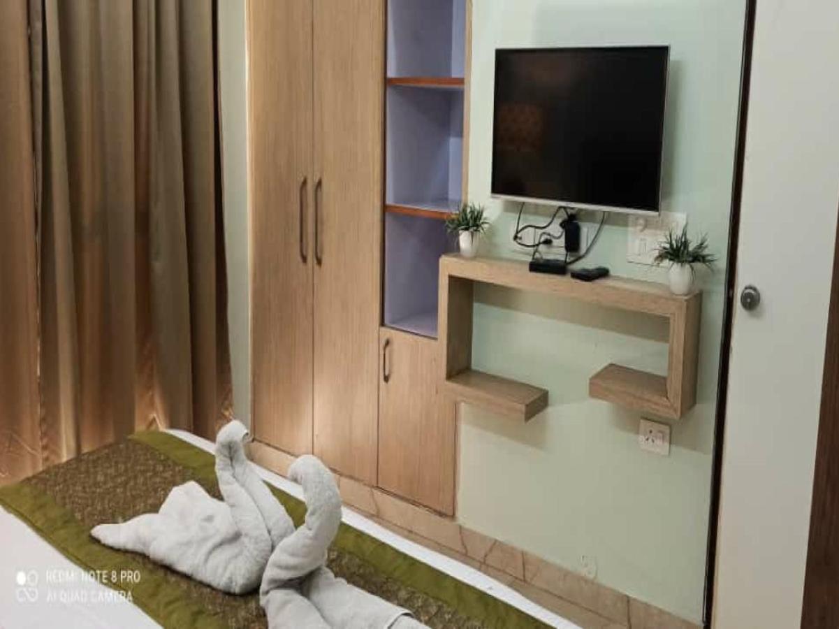 Oyo 74401 Aster Garden Suites Gurgaon Exterior photo